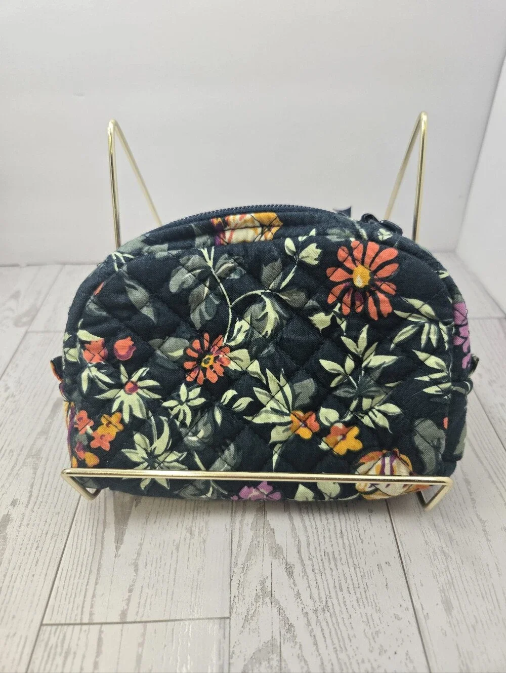 NWOT Vera Bradley Country Floral Grandmacore Medium Quilted Cosmetic Makeup Bag